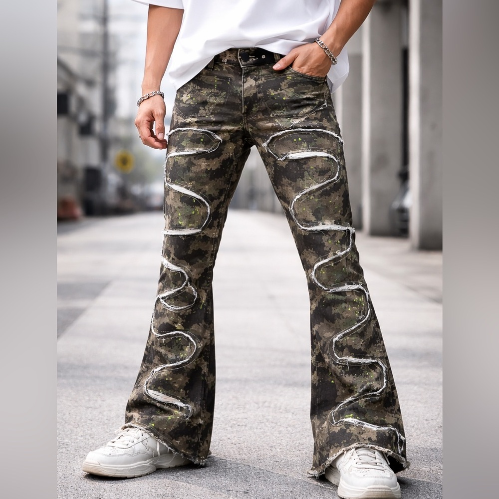 THRT men’s Archer Camouflage Flare Jeans pants Distressed Paint Splatter size 28